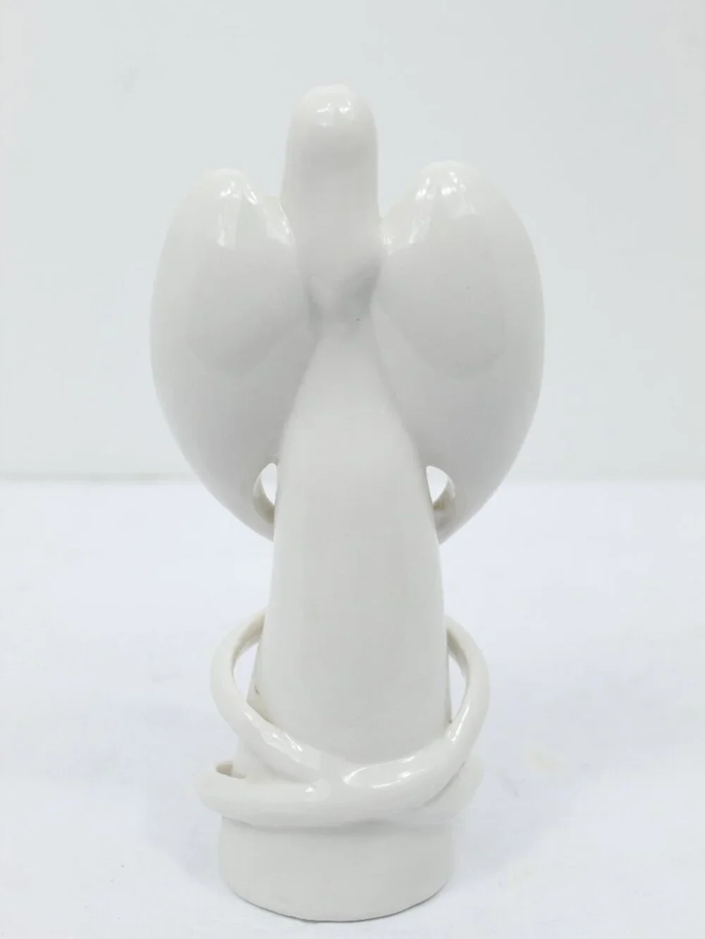 Porcelain Holiday Christmas Angel Holding Baby w/Gold Trim Figurine 8